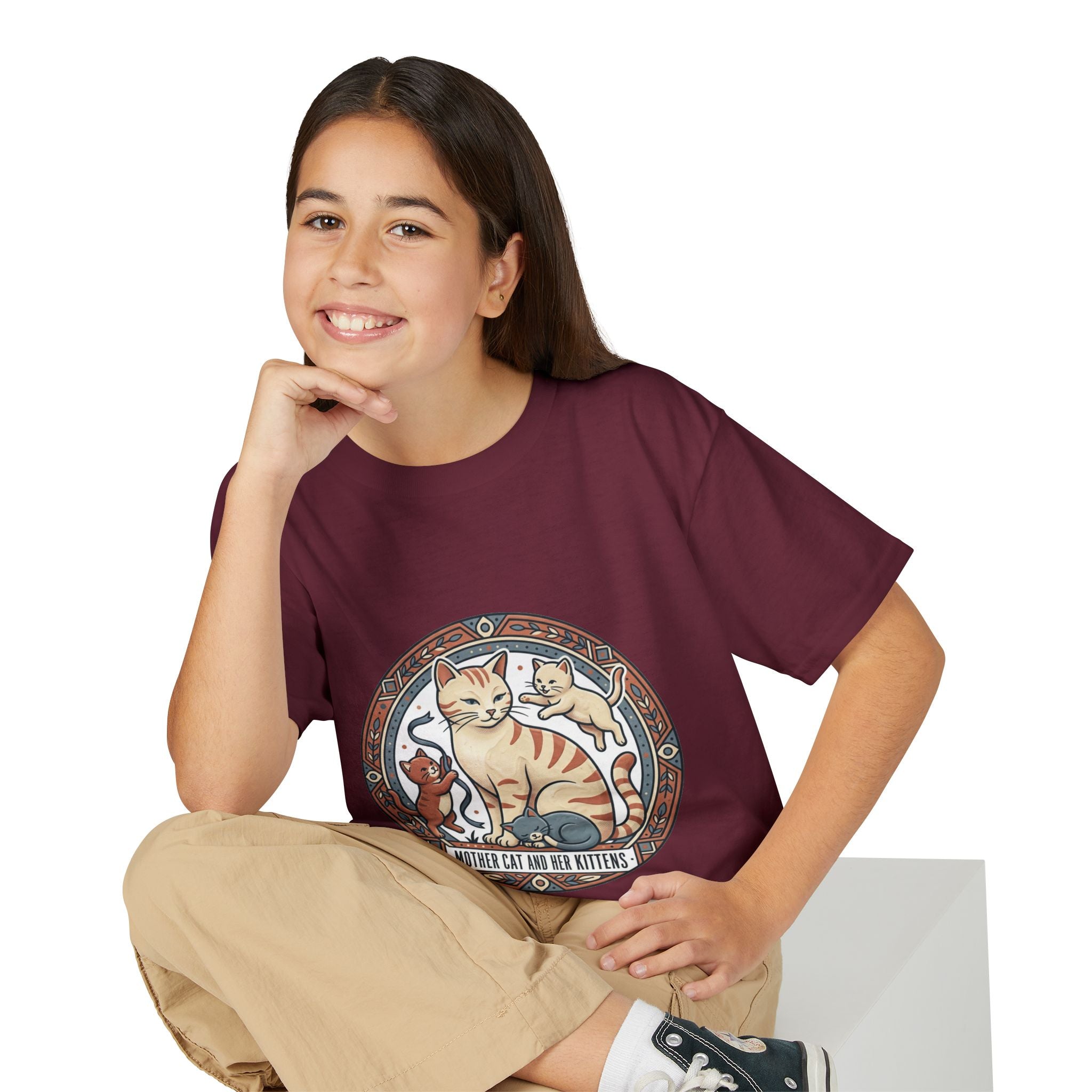 Kids' Cat Mom & Kittens Youth T-Shirt — Cute Mother Cat Illustration