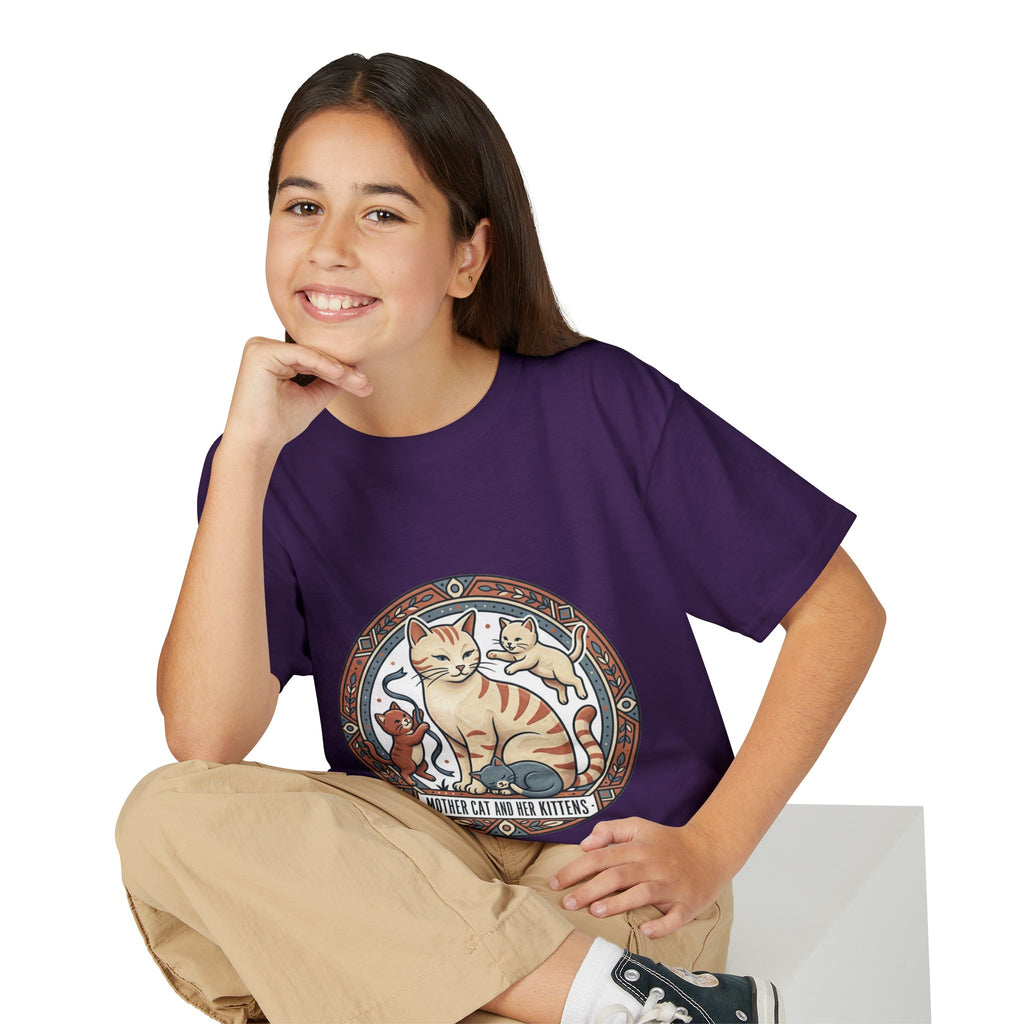 Kids' Cat Mom & Kittens Youth T-Shirt — Cute Mother Cat Illustration
