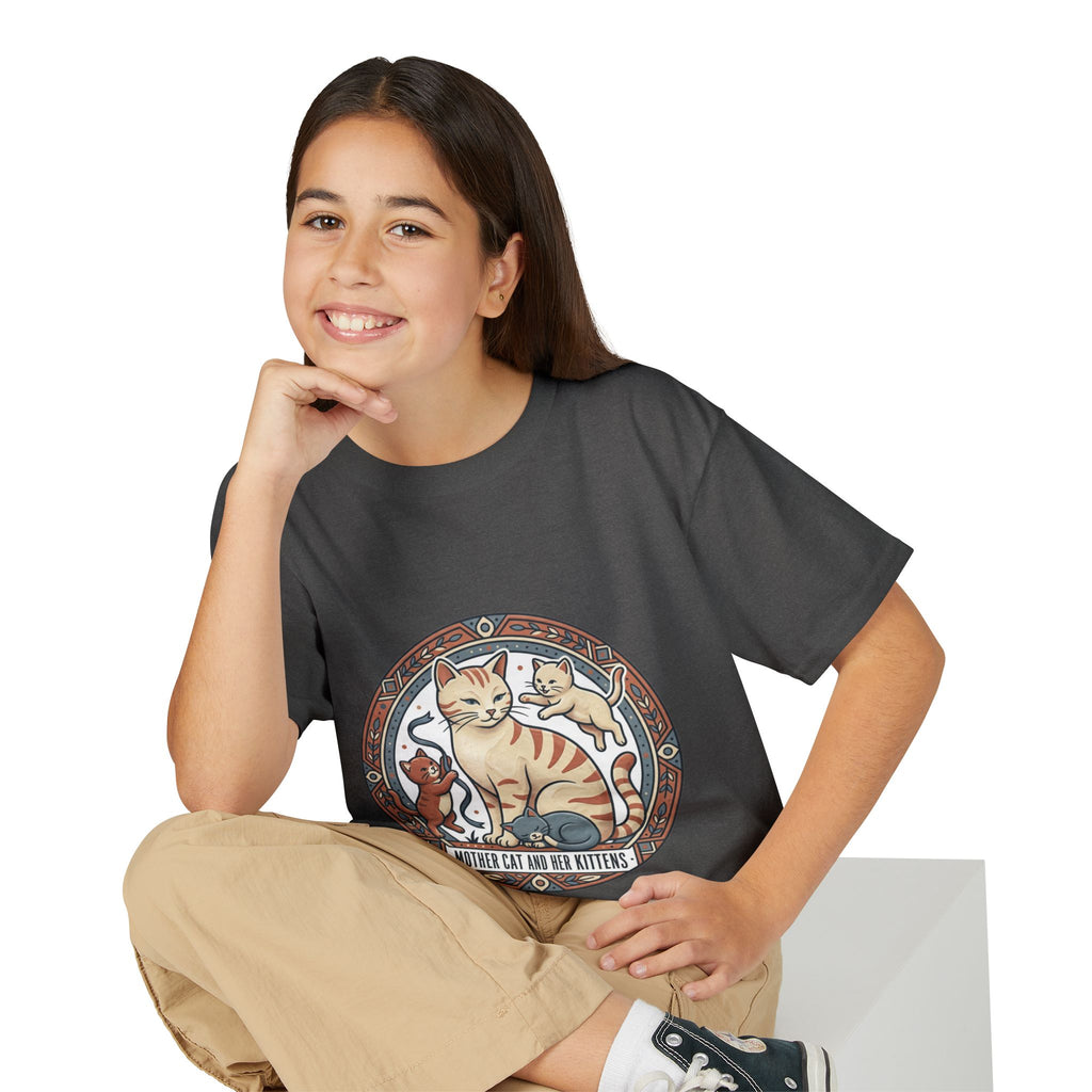 Kids' Cat Mom & Kittens Youth T-Shirt — Cute Mother Cat Illustration